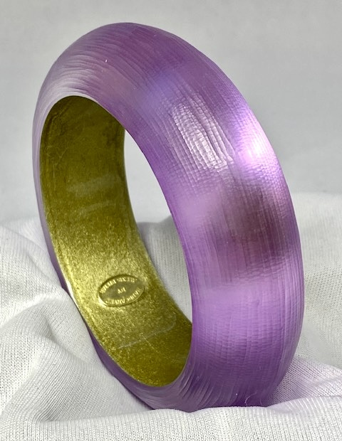 LG238 Alexis Bittar lavender lucite bangle